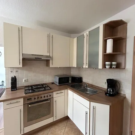 An Der Roedlitzer Kirche * Niederdorla